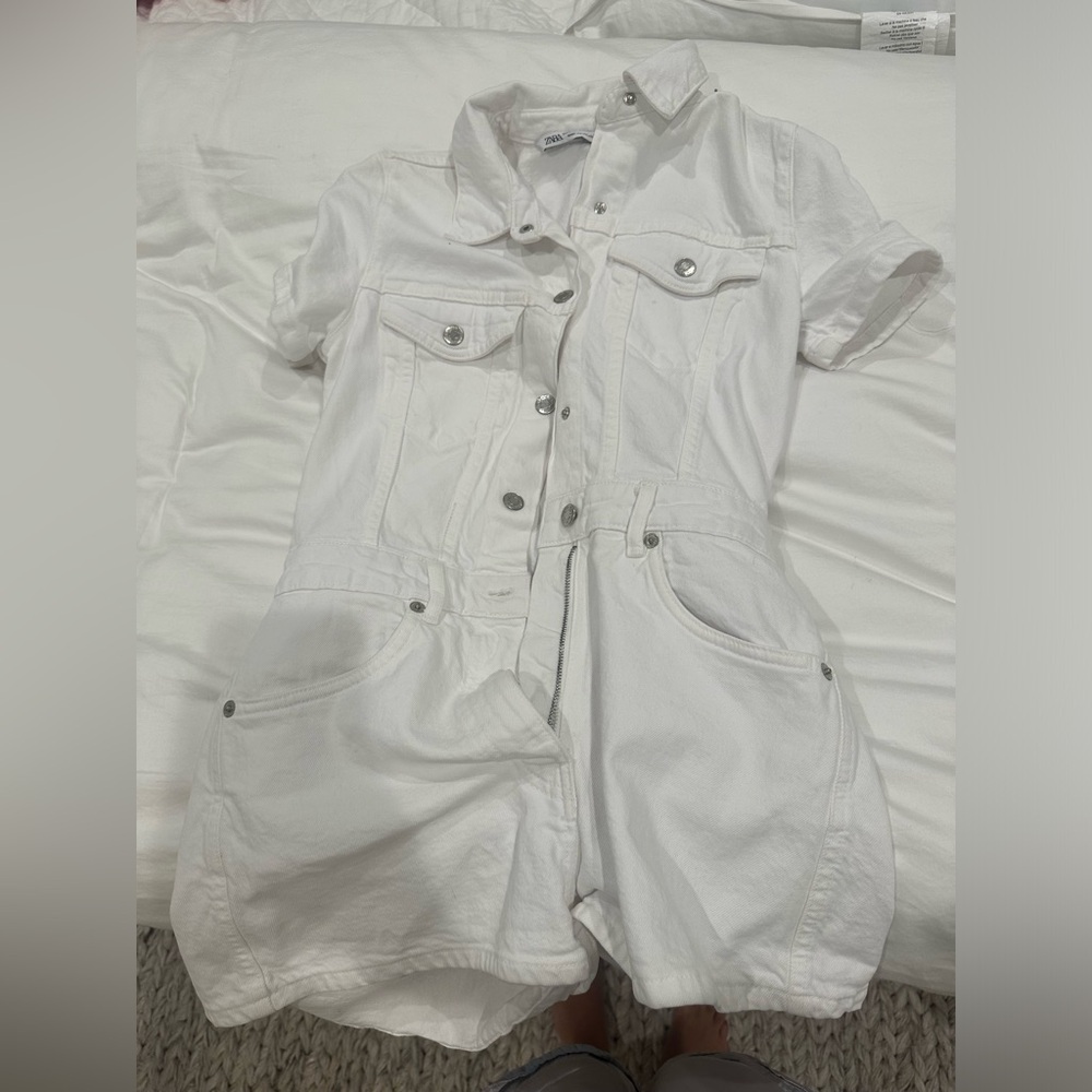 Zara romper never worn